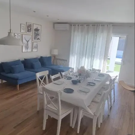 别墅 Chalet Independiente Con Piscina 拉波夫拉德瓦利沃纳